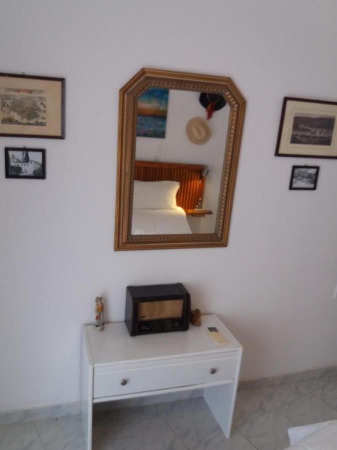 Apartment In Poros Poros Town エクステリア 写真